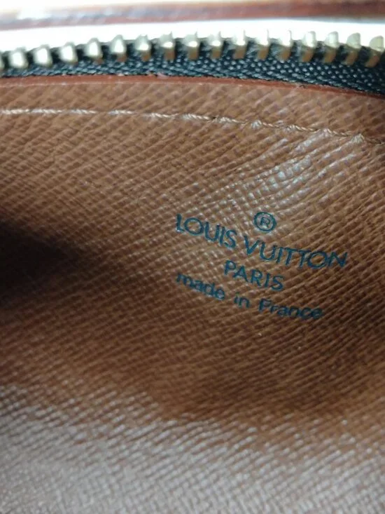 Authentic Louis Vuitton Papillon 30 Monogram Bag w/ Mini Pouch - Picture 15 of 16
